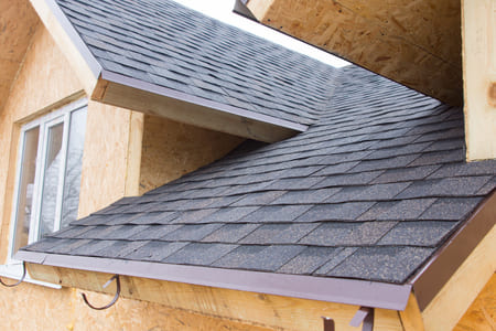 The Role of Synthetic Underlayment in a Long-Lasting Roof System